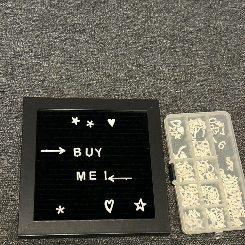 Black Letter Board with White Letter Pack & Organizer - Picture 2 of 5